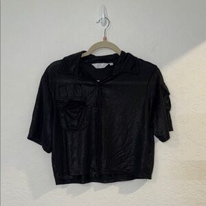NWOT MUYMUY Black Shimmer Crop Top